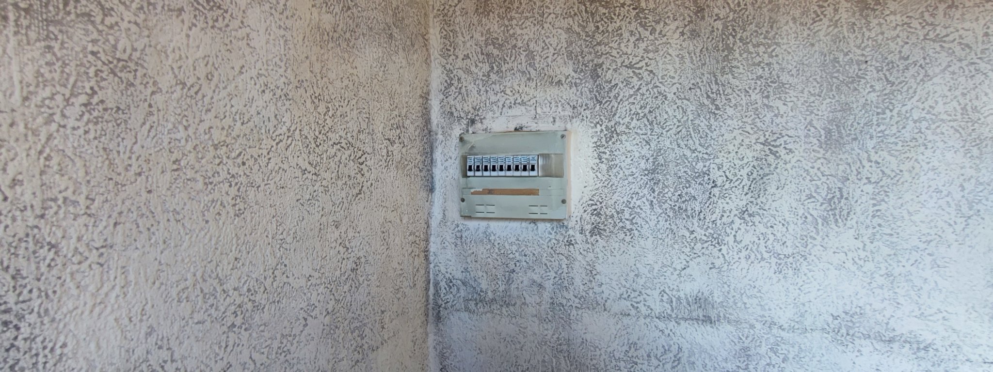 5 signes qu'il faut refaire votre tableau électrique